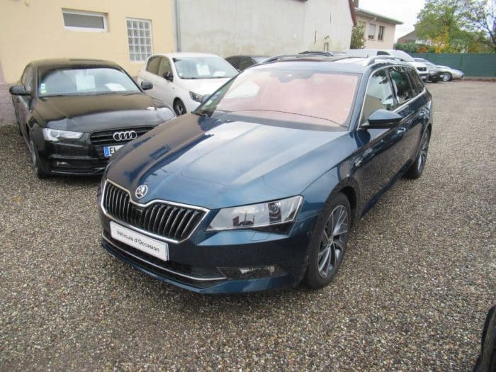 Skoda Superb Combi (3) 2.0 TFSI 220 DSG6 Laurin & Klement 1ERE MAIN ORIGINE FRANCE 29900 euros