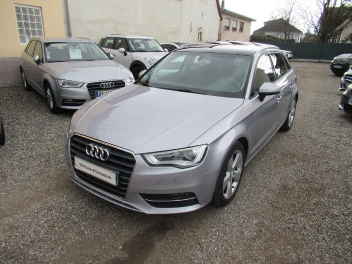 Audi A3 AMBITION 125CV 14900 euros