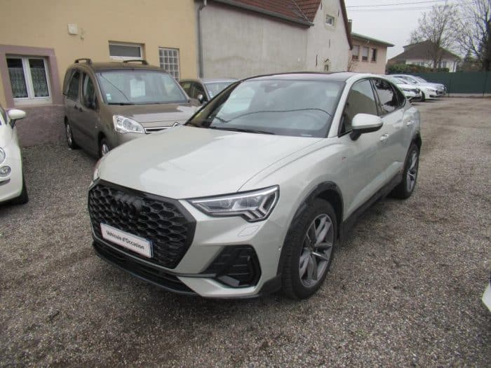 Audi Q3 SPORTBACK S tronic 7 S EDITION 1ER MAIN FRANCE 46900 euros