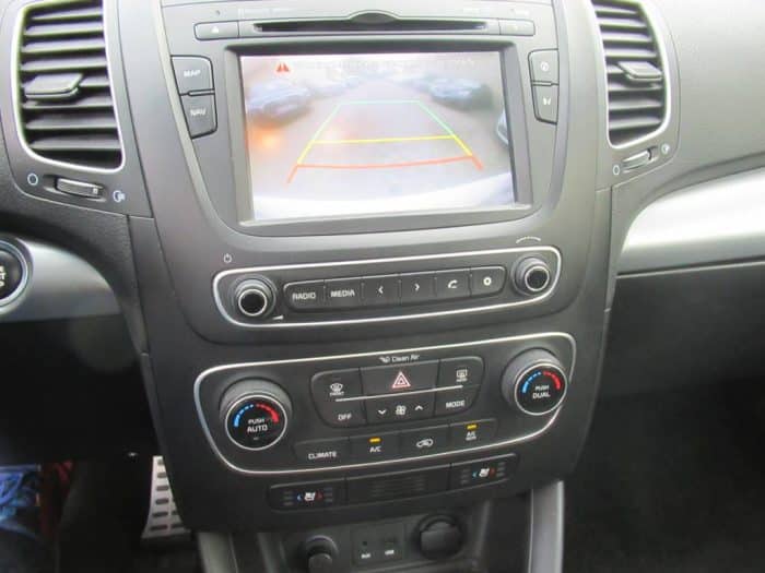 Kia Sorento II 2.2 CRDI 197 Origins BVA 4WD – Image 14