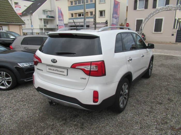 Kia Sorento II 2.2 CRDI 197 Origins BVA 4WD – Image 4
