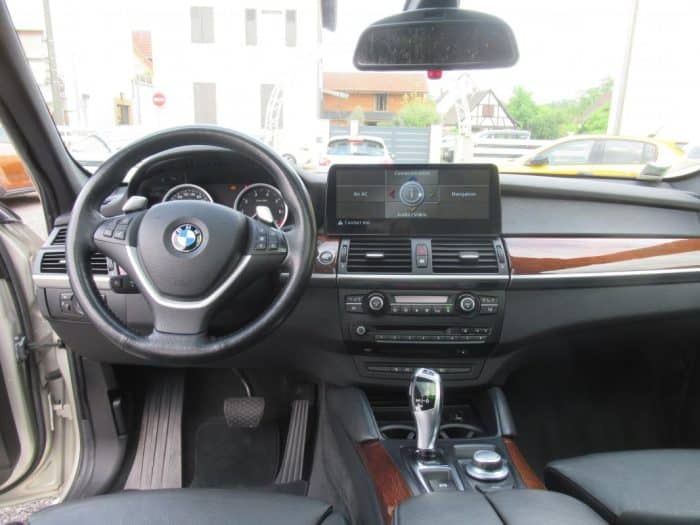 BMW X6 50I EXCLUSIVE FULL OPTIONS 89500 KMS – Image 11
