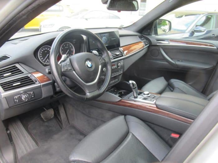 BMW X6 50I EXCLUSIVE FULL OPTIONS 89500 KMS – Image 7