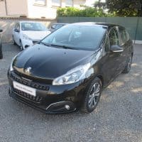 Peugeot 208 FELINE 61500 KMS 82 CV 10900 euros