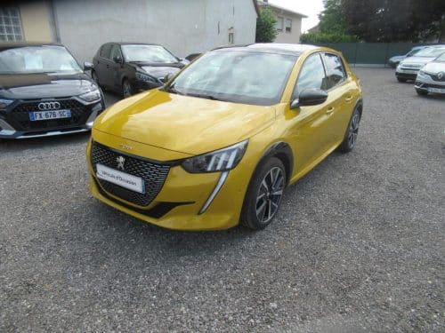 Peugeot 208 GT LINE 130 CV 1ERE MAIN FRANCE 63000 KMS TVA RECUPERABLE 18900 euros