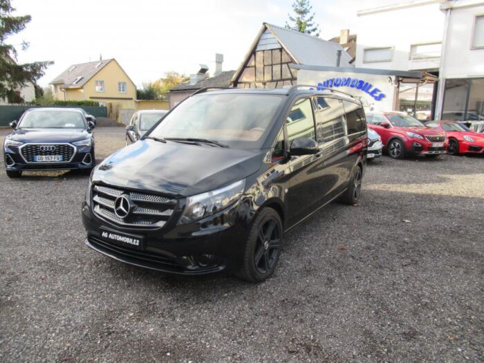 Mercedes Vito 220 D VIP 6 PLACES TVA RECUPERABLE 90000 KMS 990 E / 48 MOIS 69900 euros