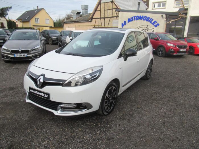 Renault Scénic EDITION BOSE 130 CV 9900 euros