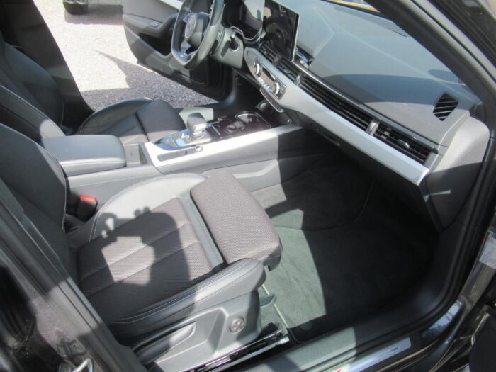 Audi A4 Avant S line 150 CV 1 ERE MAIN ORIGINE FRANCE – Image 10