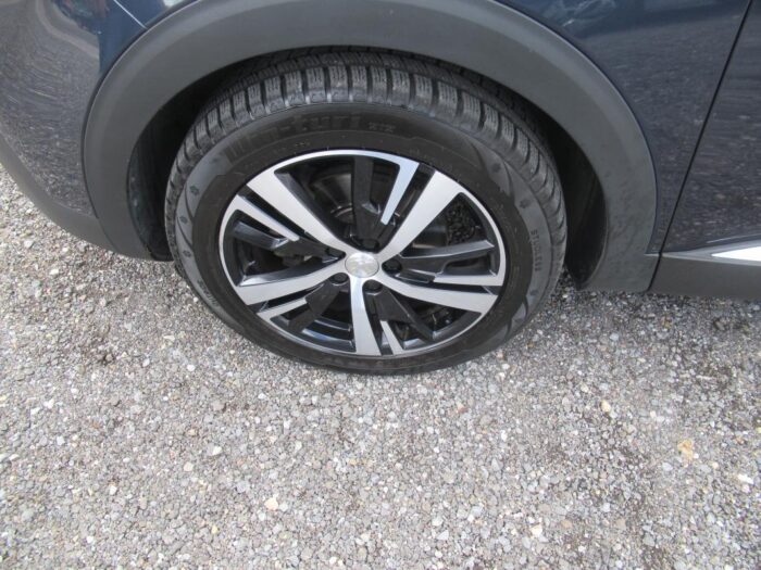 Peugeot 5008 130 CV EAT 8 ALLURE 7 PLACES – Image 18