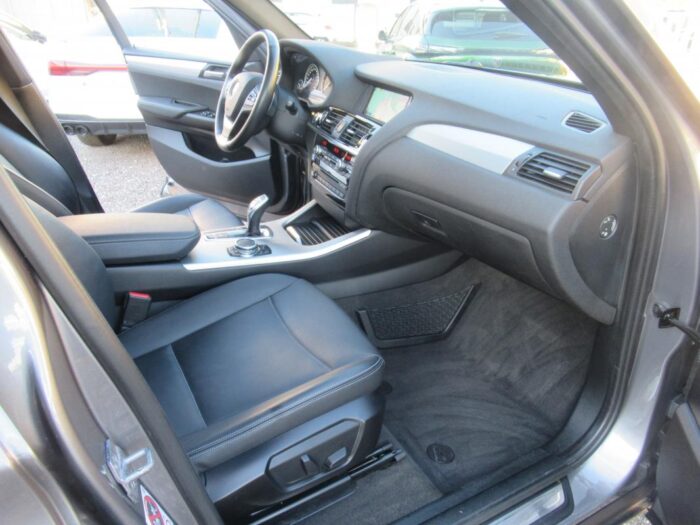 BMW X3 30 D XDRIVE X Line 1ERE MAIN FRANCE – Image 11