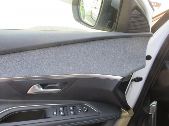 Peugeot 3008 CROSSWAY 130 CH 1ERE MAIN – Image 14
