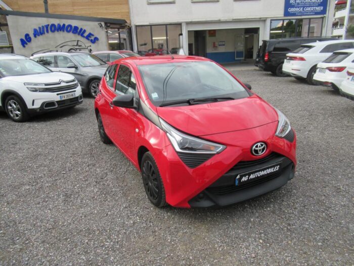 Toyota Aygo 1.0 WT-I 72 CH X-PLAY 28000 KMS TVA RECUPERABLE – Image 2
