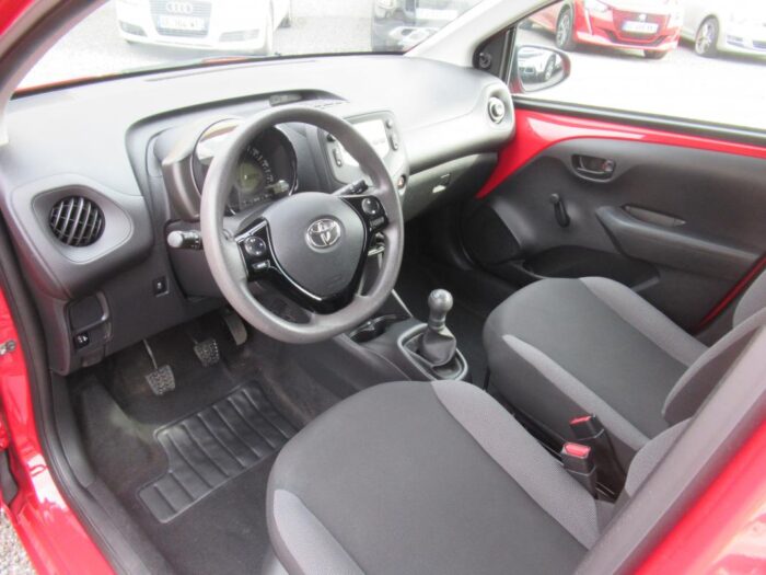 Toyota Aygo 1.0 WT-I 72 CH X-PLAY 28000 KMS TVA RECUPERABLE – Image 7