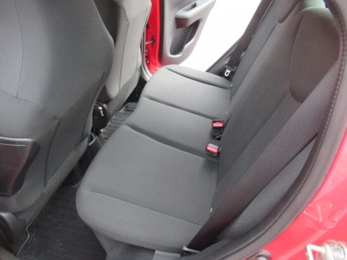 Toyota Aygo 1.0 WT-I 72 CH X-PLAY 28000 KMS TVA RECUPERABLE – Image 8