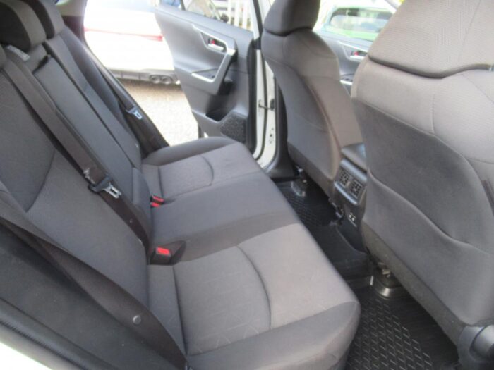 Toyota RAV4 HYBRIDE DYNAMIC 218 CH 1ERE MAIN FRANCE – Image 9