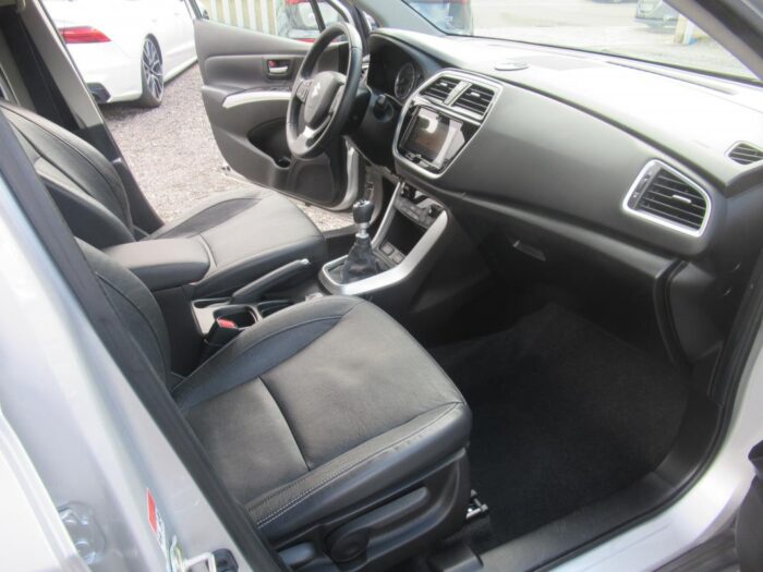 Suzuki SX4 S-CROSS ALL GRIP 140 CH ORIGINE FRANCE – Image 10