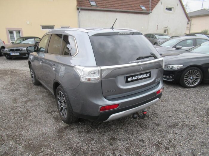Mitsubishi Outlander lll PHEB HYBRIDE 4WD – Image 5