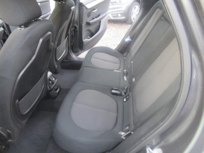 BMW Serie 2 Active Tourer 218d 150CH ORIGINE FRANCE 300€/MOIS SANS APPORT – Image 8