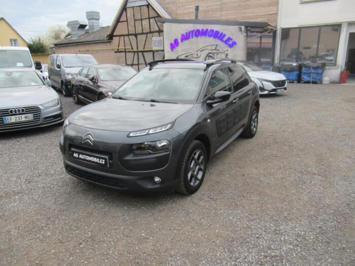 Citroën C4 Cactus 100 CH SHINE 9900 euros