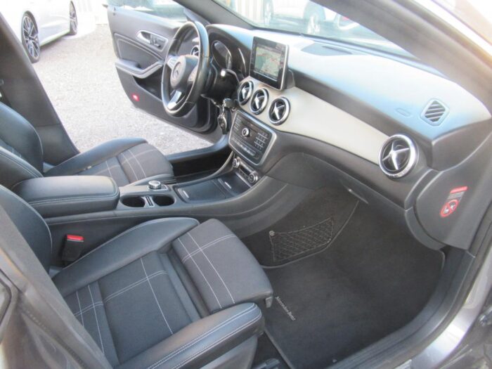 Mercedes CLA 200 INSPIRATION 156 CH TOIT PANO ORIGINE FRANCE – Image 10