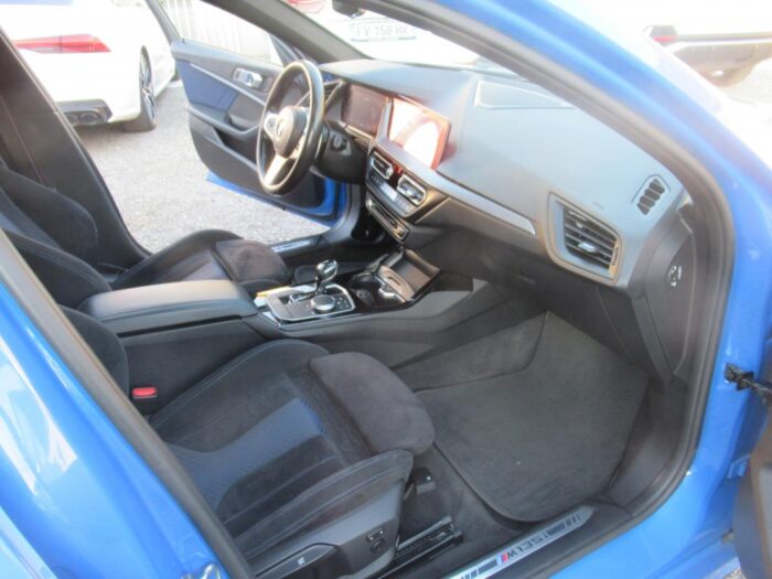 BMW Série 1 F40 M135I XDRIVE FULL OPTIONS – Image 10