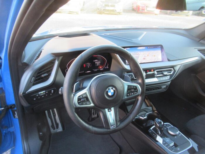 BMW Série 1 F40 M135I XDRIVE FULL OPTIONS – Image 13