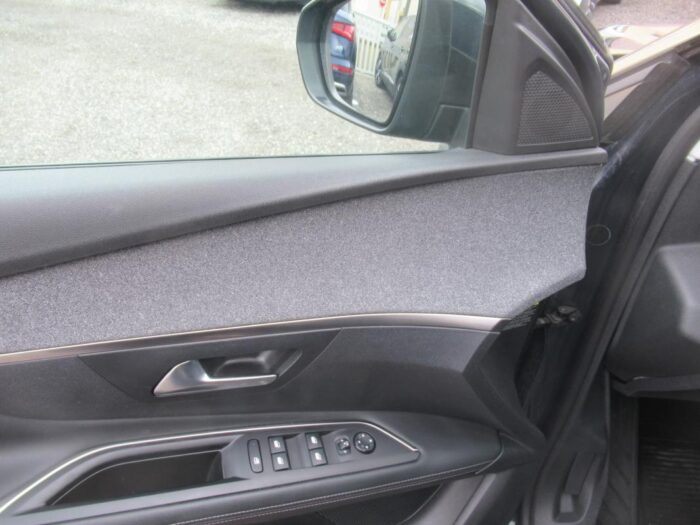Peugeot 3008 ALLURE 130 CH 1ERE MAIN FRANCE TVA RECUPERABLE – Image 14