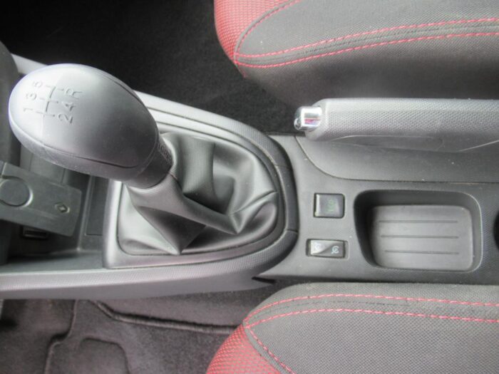 Renault Clio BUSINESS 75 CH – Image 14