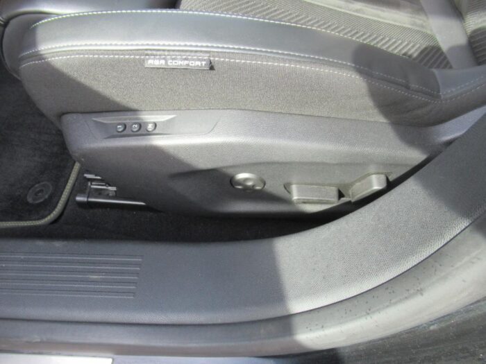 Peugeot 308 GT PACK 130 CH FULL OPTIONS 1ERE MAIN FRANCE TVA RECUPERABLE – Image 15