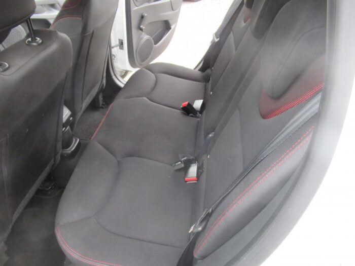 Renault Clio BUSINESS 75 CH – Image 8