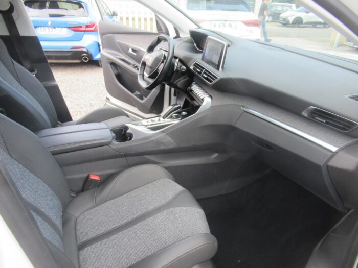 Peugeot 3008 ALLURE 130 CH EAT 8 1ERE MAIN – Image 10