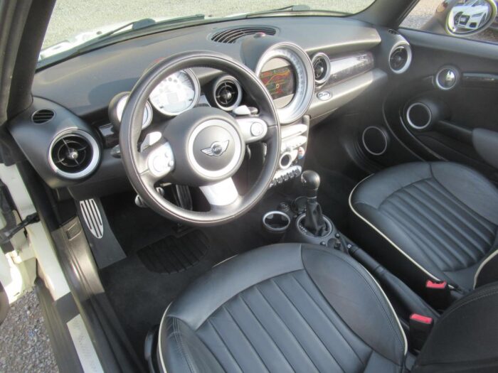Mini Cabrio COOPER S 175 CH PACK CHILI – Image 13