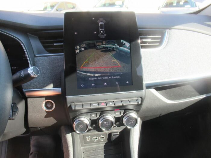 Renault Zoe E-TECH INTENS CHARGE NORMALE R135 1ERE MAIN FRANCE – Image 13