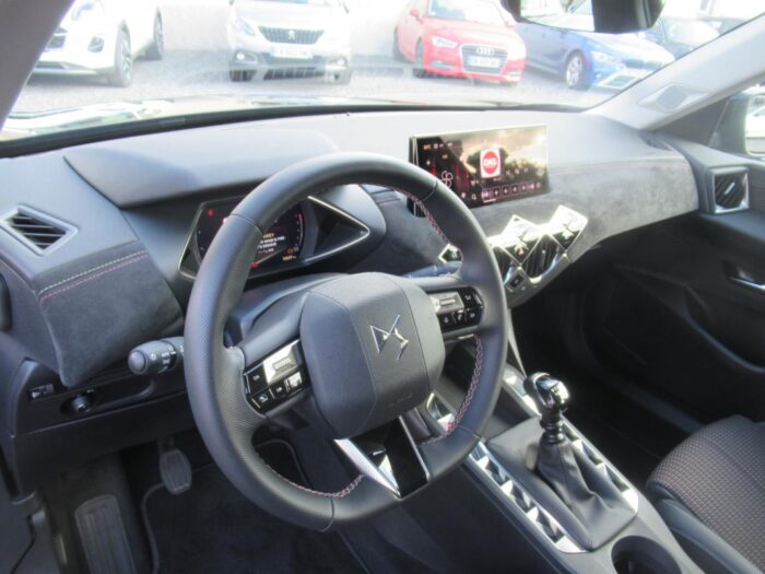 DS DS 3 Crossback FULL BLACK 100 CH 1ERE MAIN FRANCE 17000 KMS – Image 13