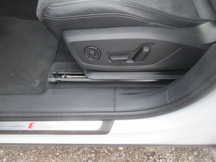 Audi Q3 Sportback TFSI E 245 CH S line FULL OPTIONS 1ERE MAIN FRANCE TVA RECUPERABLE – Image 16