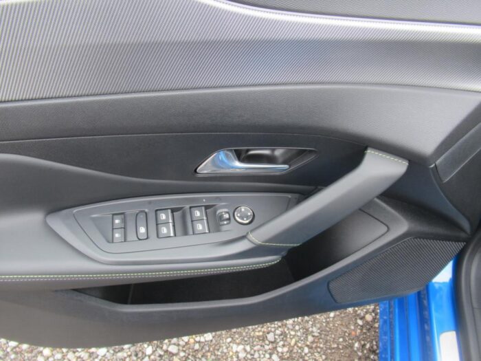 Peugeot 308 GT PACK 130 CH 1ERE MAIN FRANCE 34500 KMS – Image 17