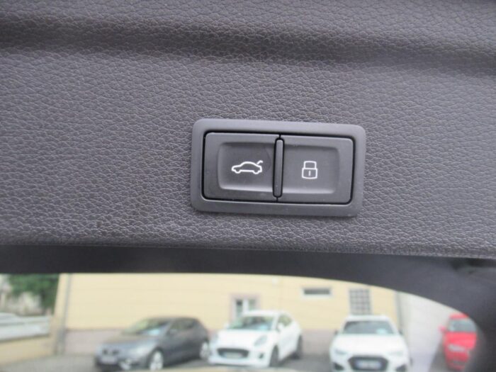 Audi Q3 Sportback TFSI E 245 CH S line FULL OPTIONS 1ERE MAIN FRANCE TVA RECUPERABLE – Image 18
