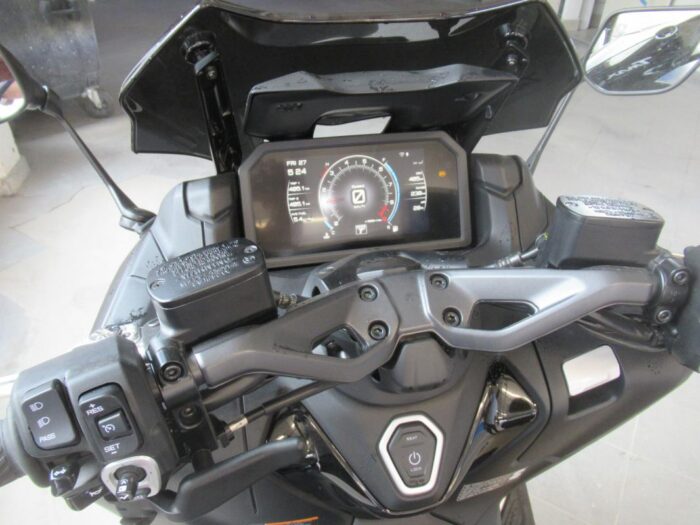 Yamaha TECH MAX 560 1ERE MAIN FRANCE 500 KMS GARANTIE 5 ANS – Image 3