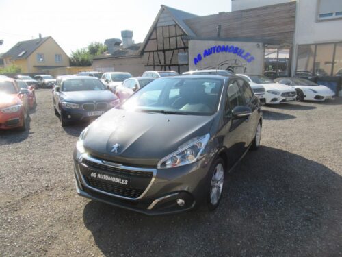 Peugeot 208 102 CH SIGNATURE 8900 euros