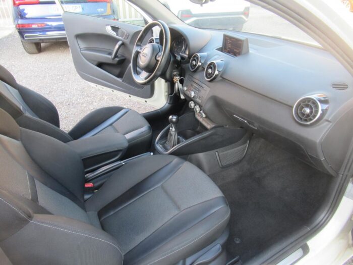 Audi A1 AMBITION 86 CH – Image 10