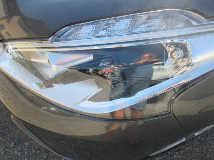 Peugeot 208 102 CH SIGNATURE – Image 13