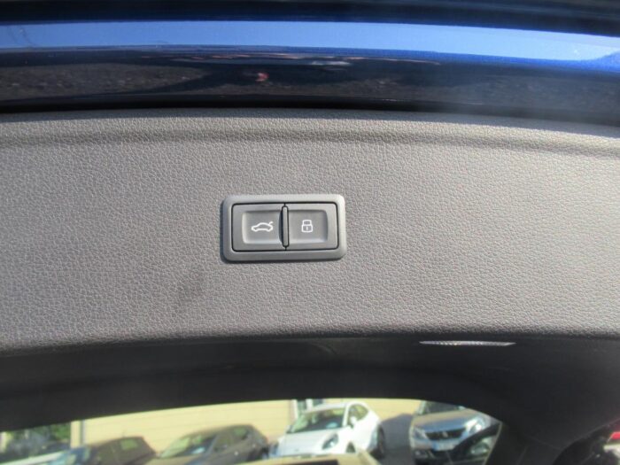 Audi Q5 2.0 TFSI 252 CH SLINE 63500 KMS TOIT PANO ATTELAGE – Image 18