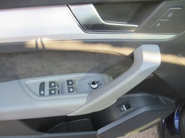 Audi Q5 2.0 TFSI 252 CH SLINE 63500 KMS TOIT PANO ATTELAGE – Image 19