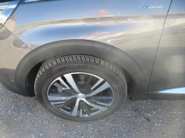 Peugeot 3008 HYBRID 225 CH GT LINE 1ERE MAIN – Image 19