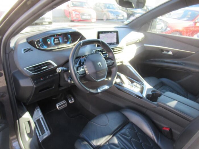 Peugeot 3008 HYBRID 225 CH GT LINE 1ERE MAIN – Image 7
