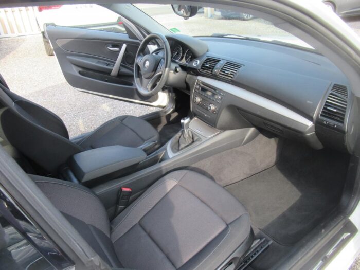 BMW Série 1 EXCELLIS 118 D 143 CH ORIGINE FRANCE – Image 7
