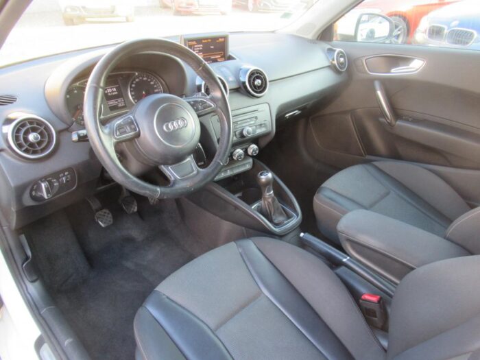 Audi A1 AMBITION 86 CH – Image 7