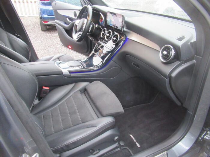 Mercedes classe glc 300 E AMG LINE 211 CH +122 1ERE MAIN FRANCE – Image 10