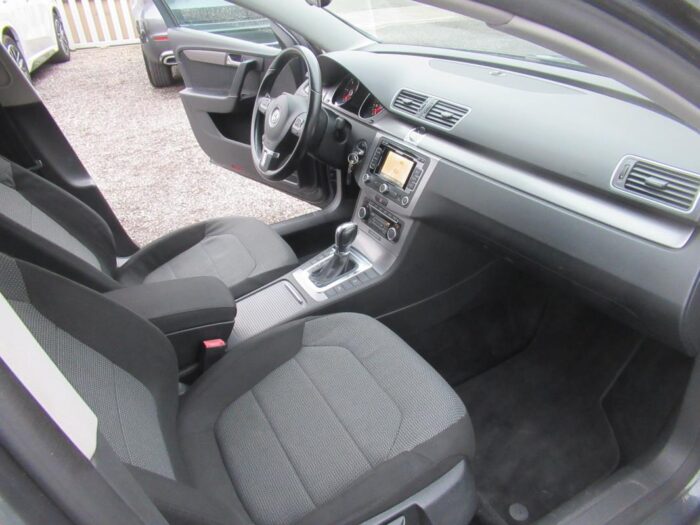Volkswagen Passat 2.0 TDI BLUEMOTION 140 CH – Image 10