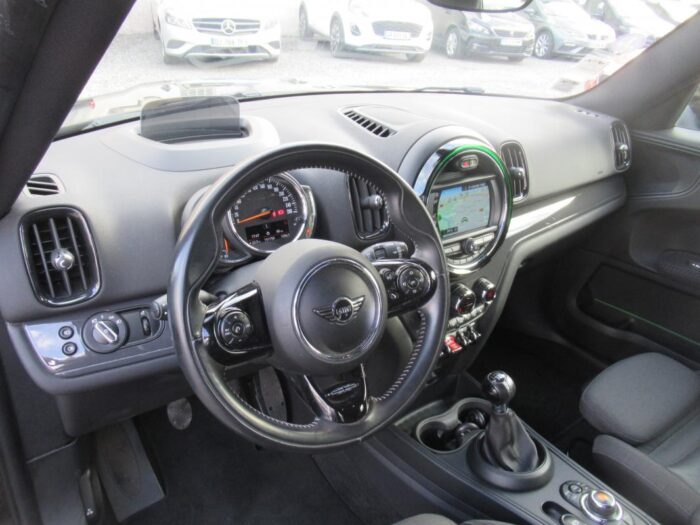 Mini Countryman 136 CH PACK CHILI ALL4 – Image 11